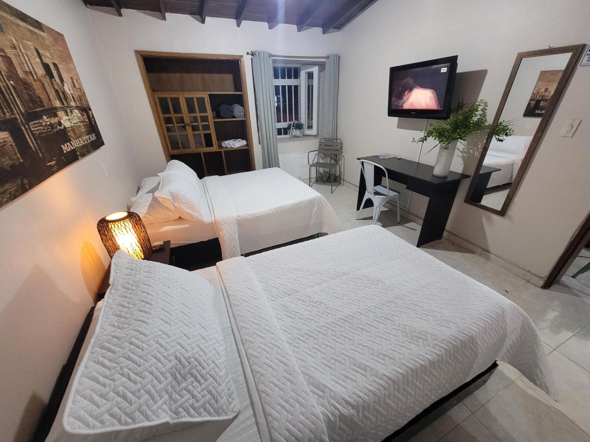 New Memphis Hostal Medellin Exterior photo