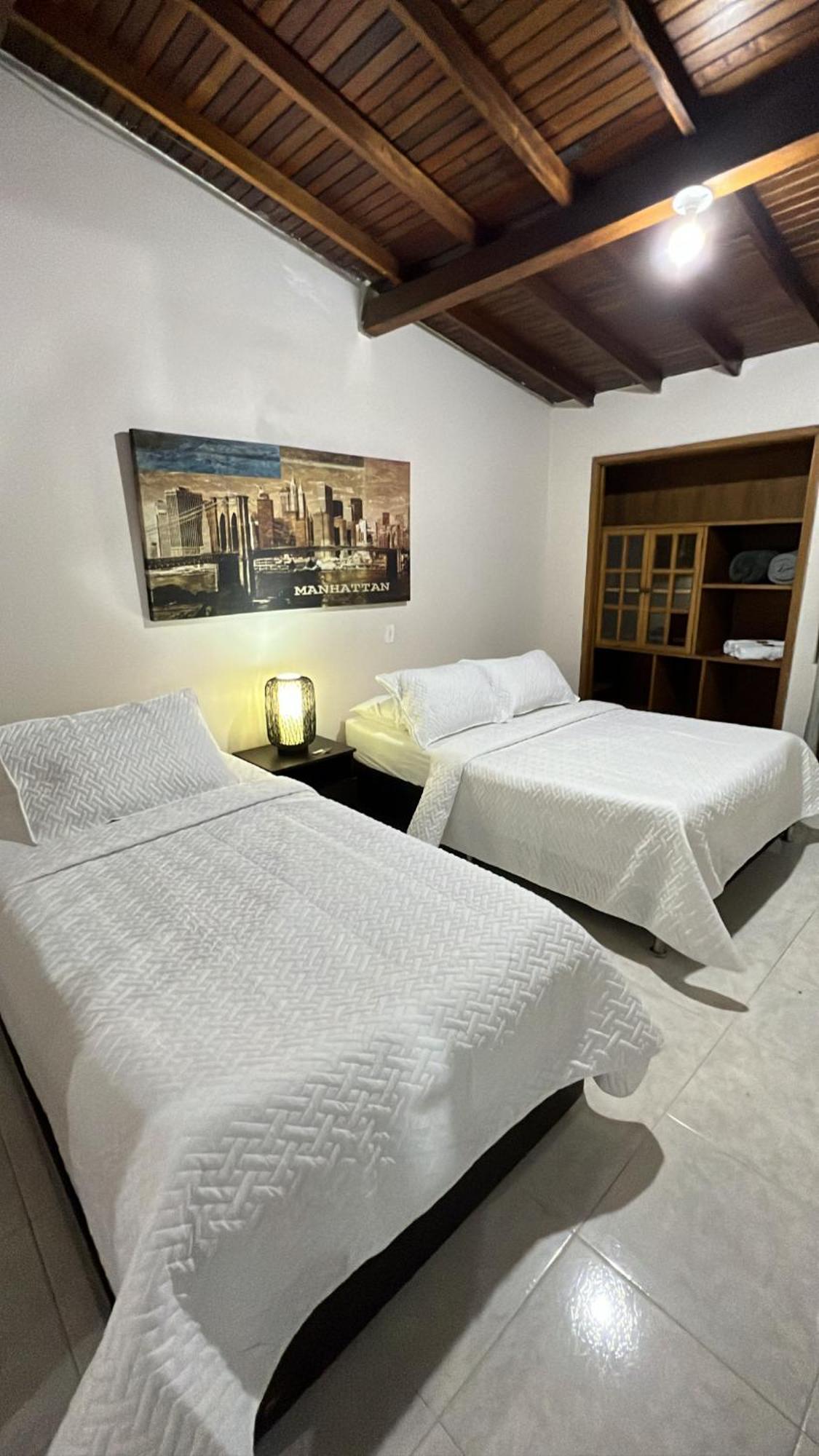 New Memphis Hostal Medellin Exterior photo